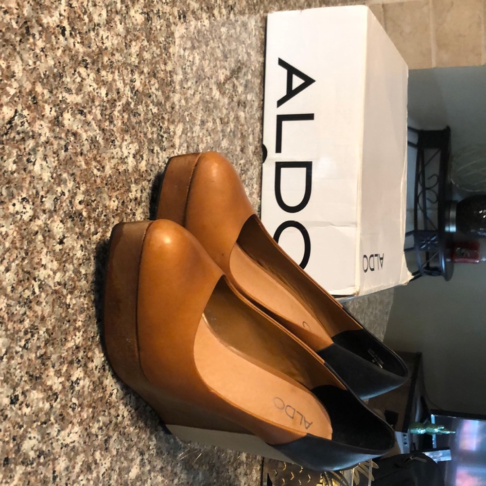 Multicolored wedges